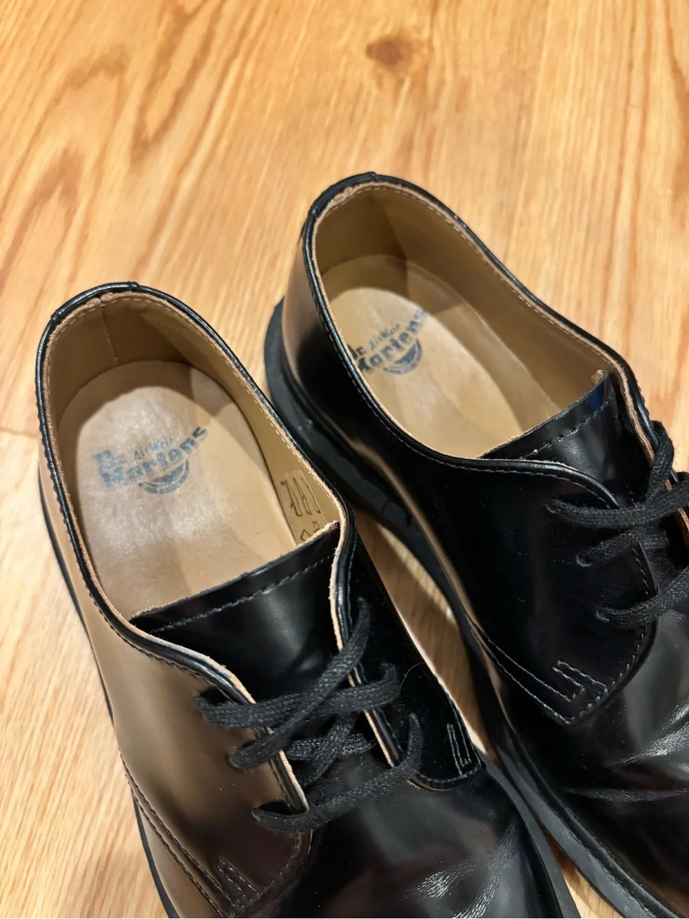 Doctor Martens Archie II Polished Smooth Leather Loafers Oxfords Size 36